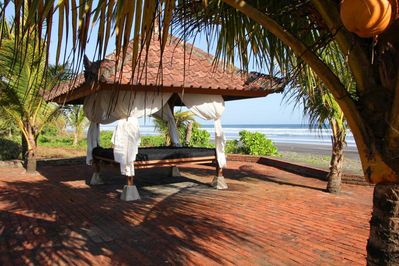 Bali Hai Island Resort Pekutatan  Exterior foto