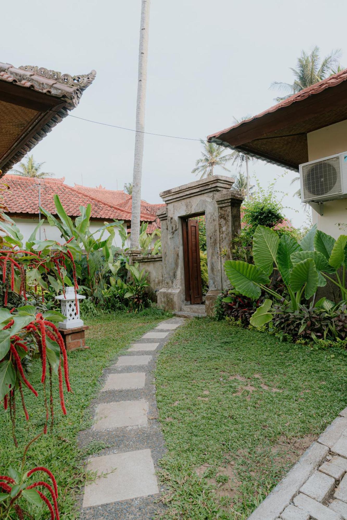 Bali Hai Island Resort Pekutatan  Exterior foto